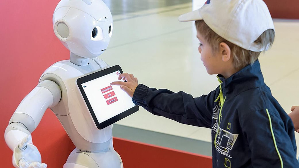 5 Ways AI Can Reinvent Education Sector