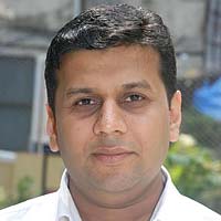 Business profits over a chit chat Business profits over a chit chat