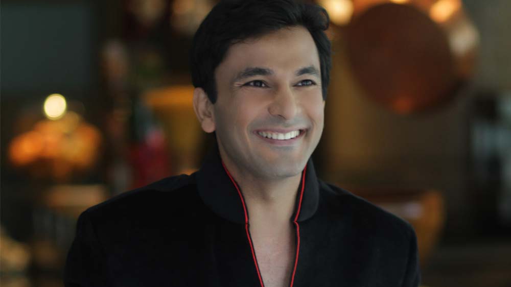 Chef Khanna to ‘cook for a smile’