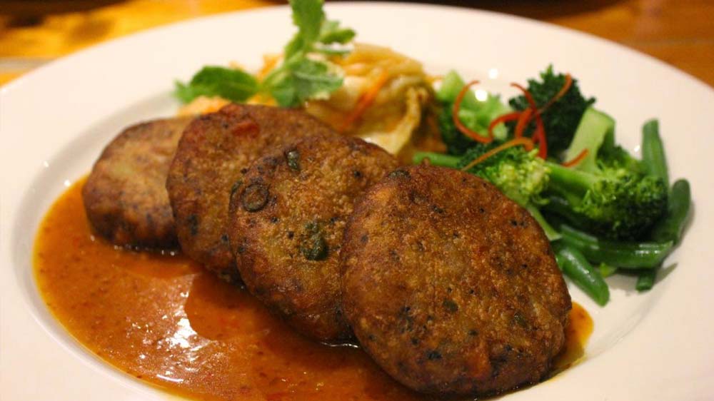 Experience Pan-Asian Menu at Shakahari