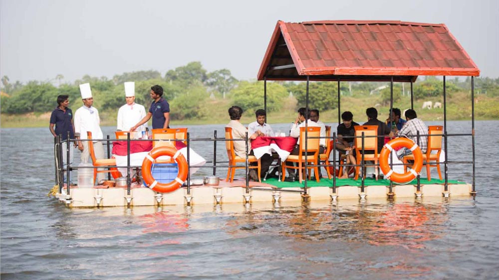 Floating restaurant Malwa Queen now operational at Regional Park, Indore