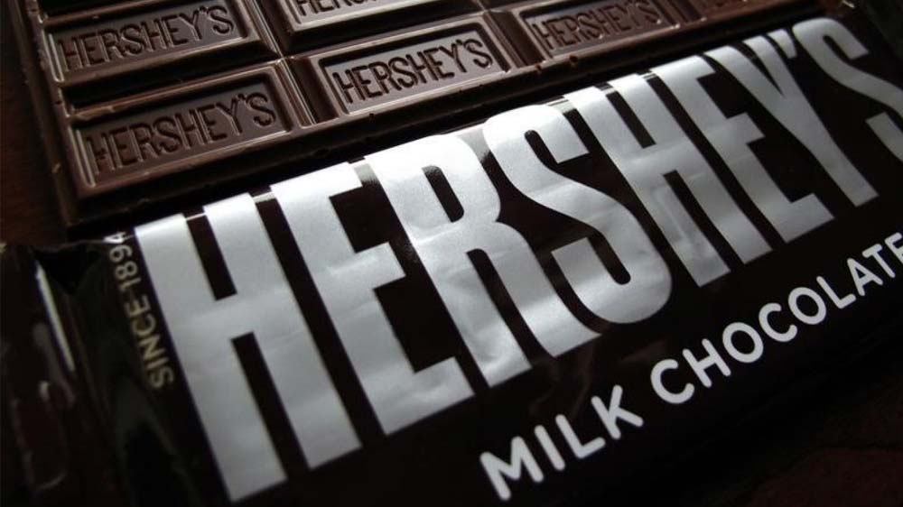 Hershey to use simpler ingredients in chocolate bars