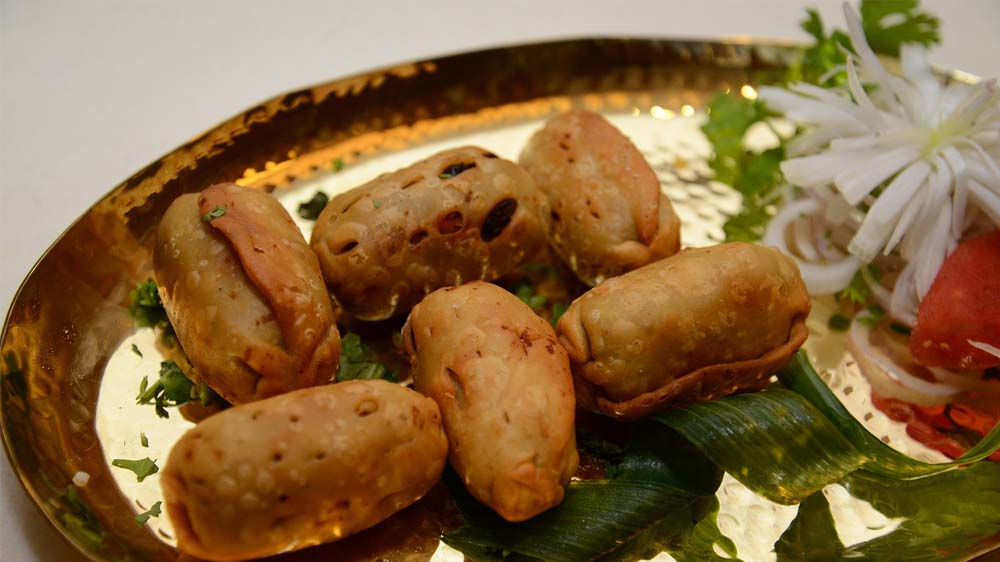 Khandani Rajdhani celebrates winter food festival