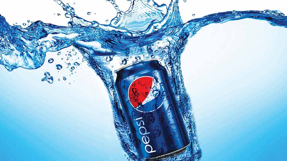 Pepsi unveils team cans