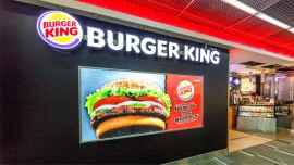 Burger King teams up wid McDonald's for a day Burger King teams up wid McDonald's for a day