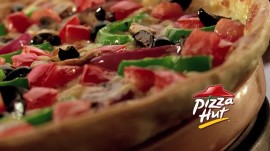 Pizza Hut in Israel, accused of mocking hunger striking prisoners Pizza Hut in Israel, accused of mocking hunger striking prisoners